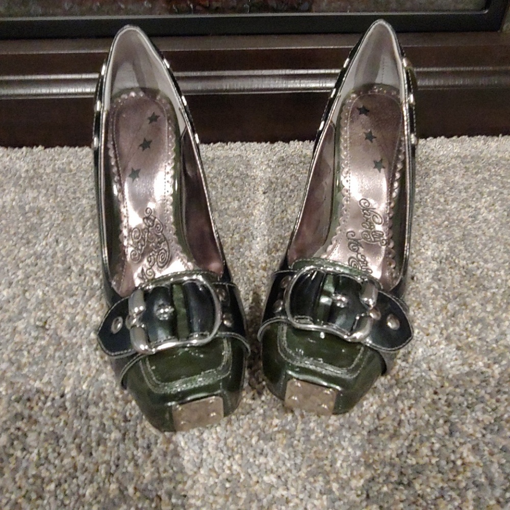 Naughty Money heels